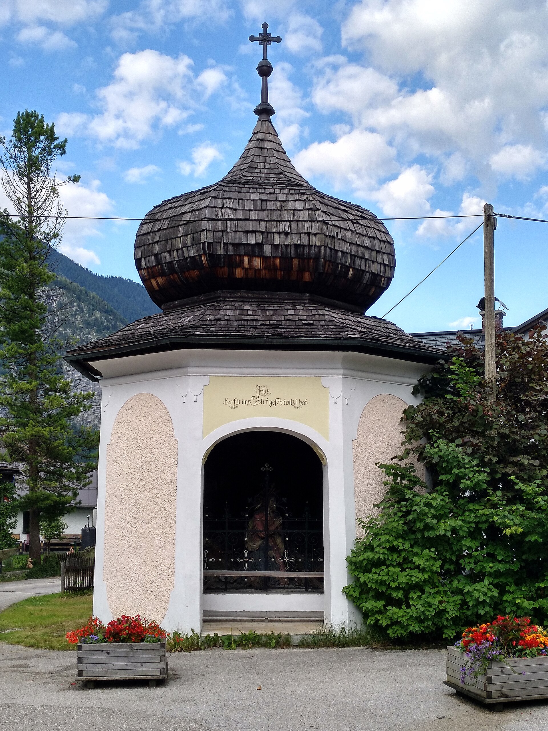 Hallstatt Lakeside Slow Retreat — photo 4