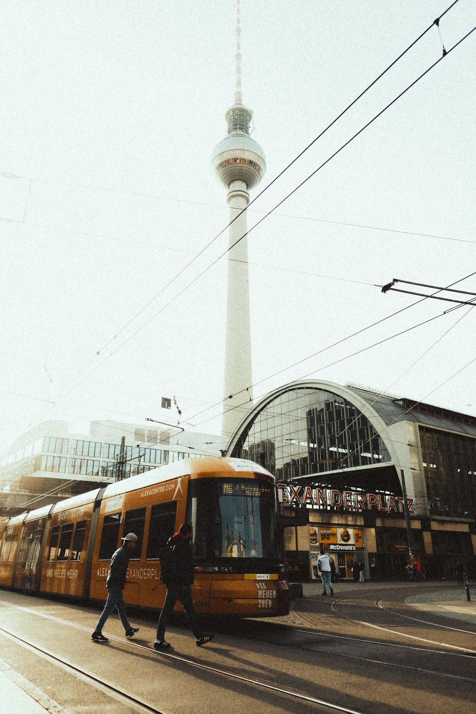 Berlin Weekend — Cold War, Mitte, Kreuzberg — photo 3