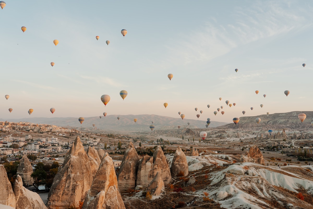 Cappadocia Hot Air Balloons & Cave Hotels — Göreme
