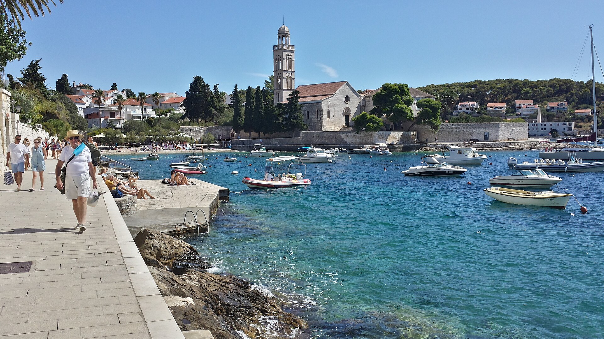 Hvar: Lavender Coves & Slow Days — photo 4