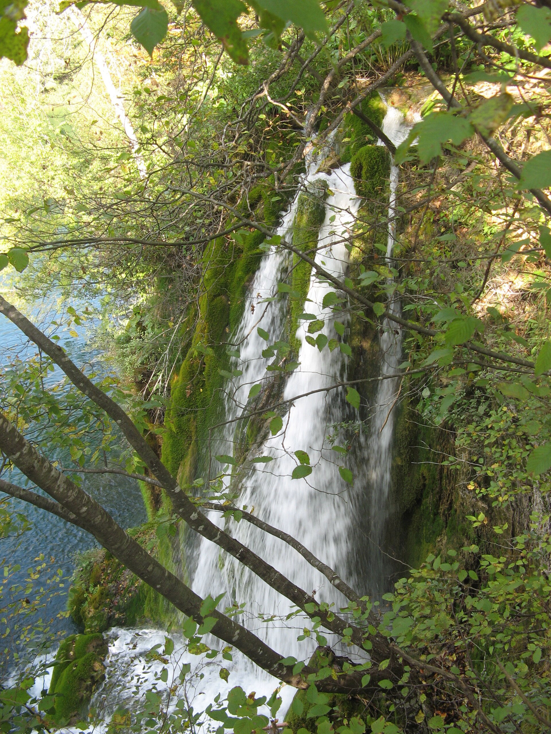 Plitvice Lakes: Terraced Waterfalls — photo 5