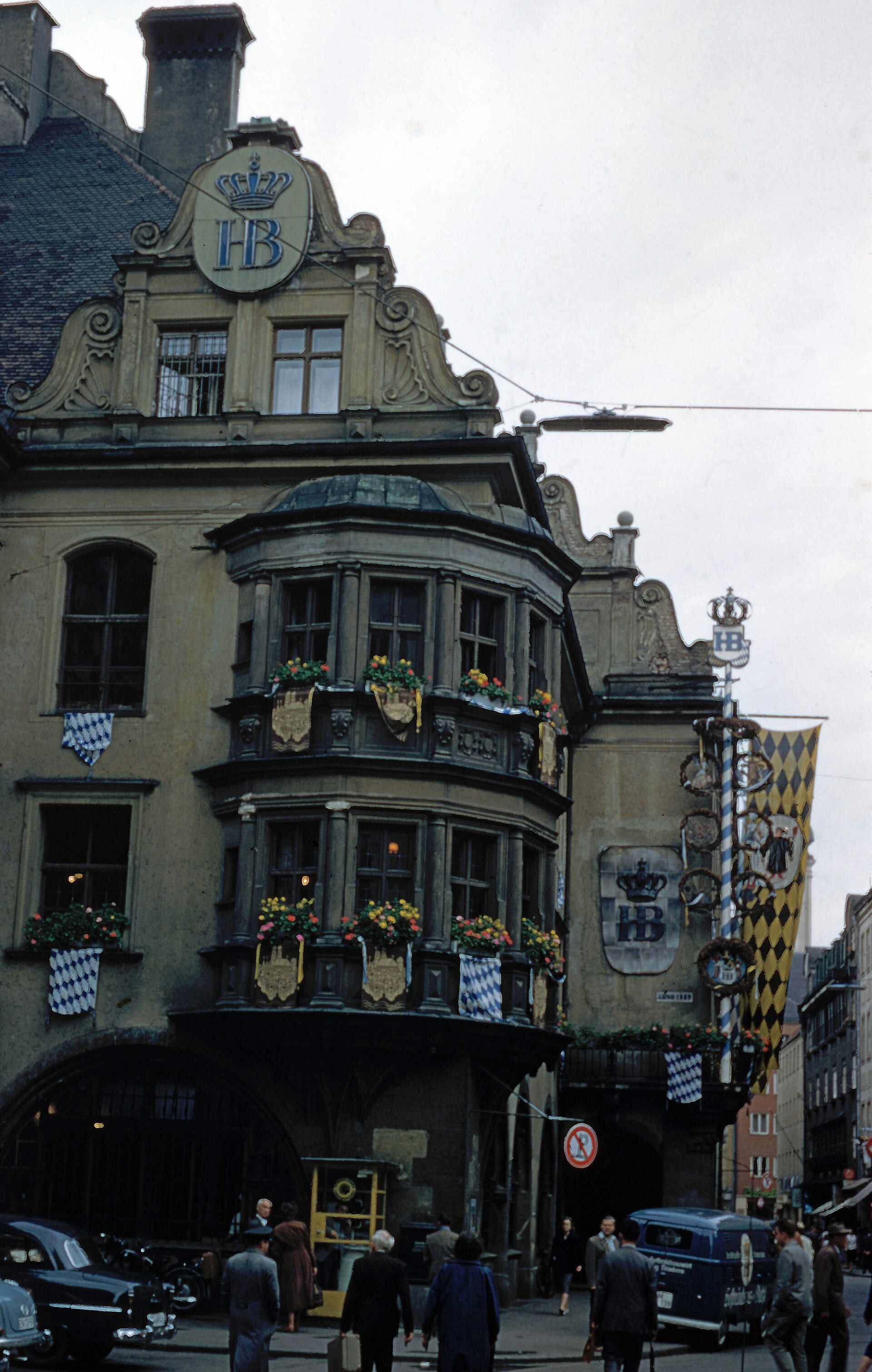 Munich Beer-Hall Celebration — photo 3