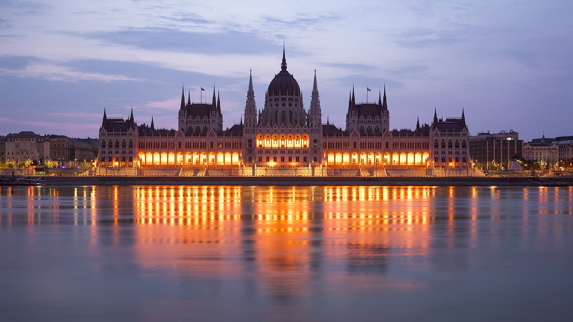 Budapest's Danube Panorama — photo 2