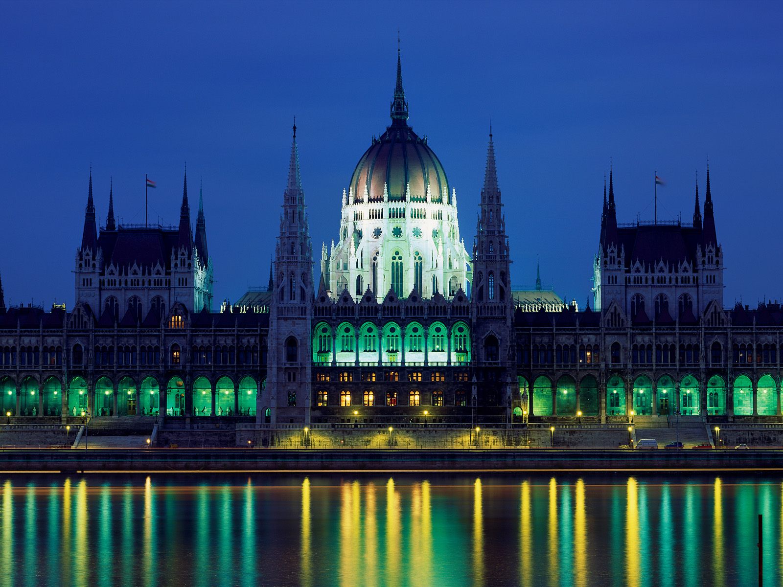 Budapest's Danube Panorama — photo 3