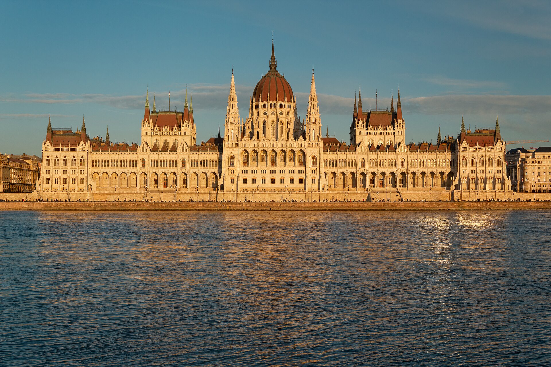 Budapest's Danube Panorama — photo 5
