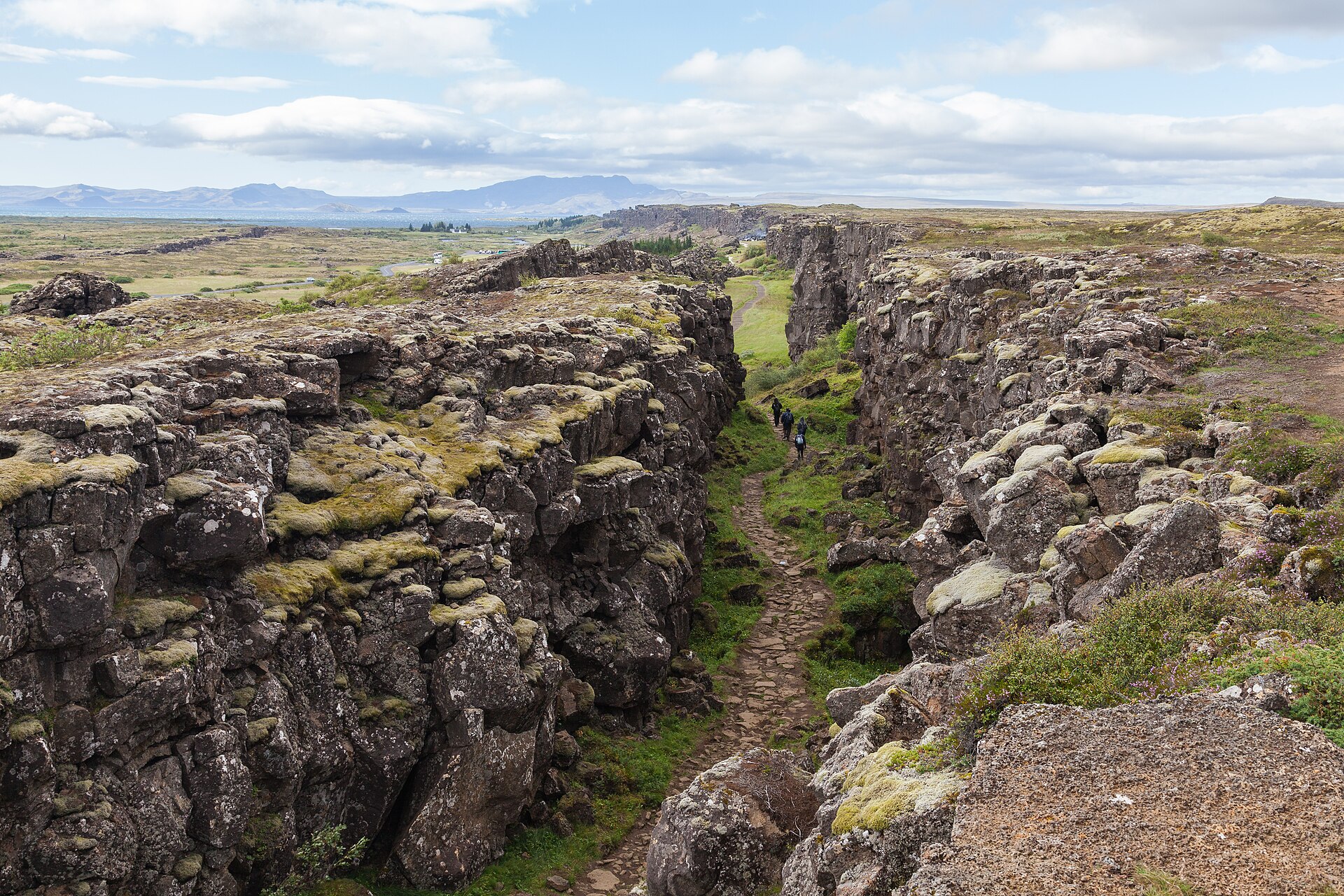 Golden Circle Open Road — Þingvellir National Park