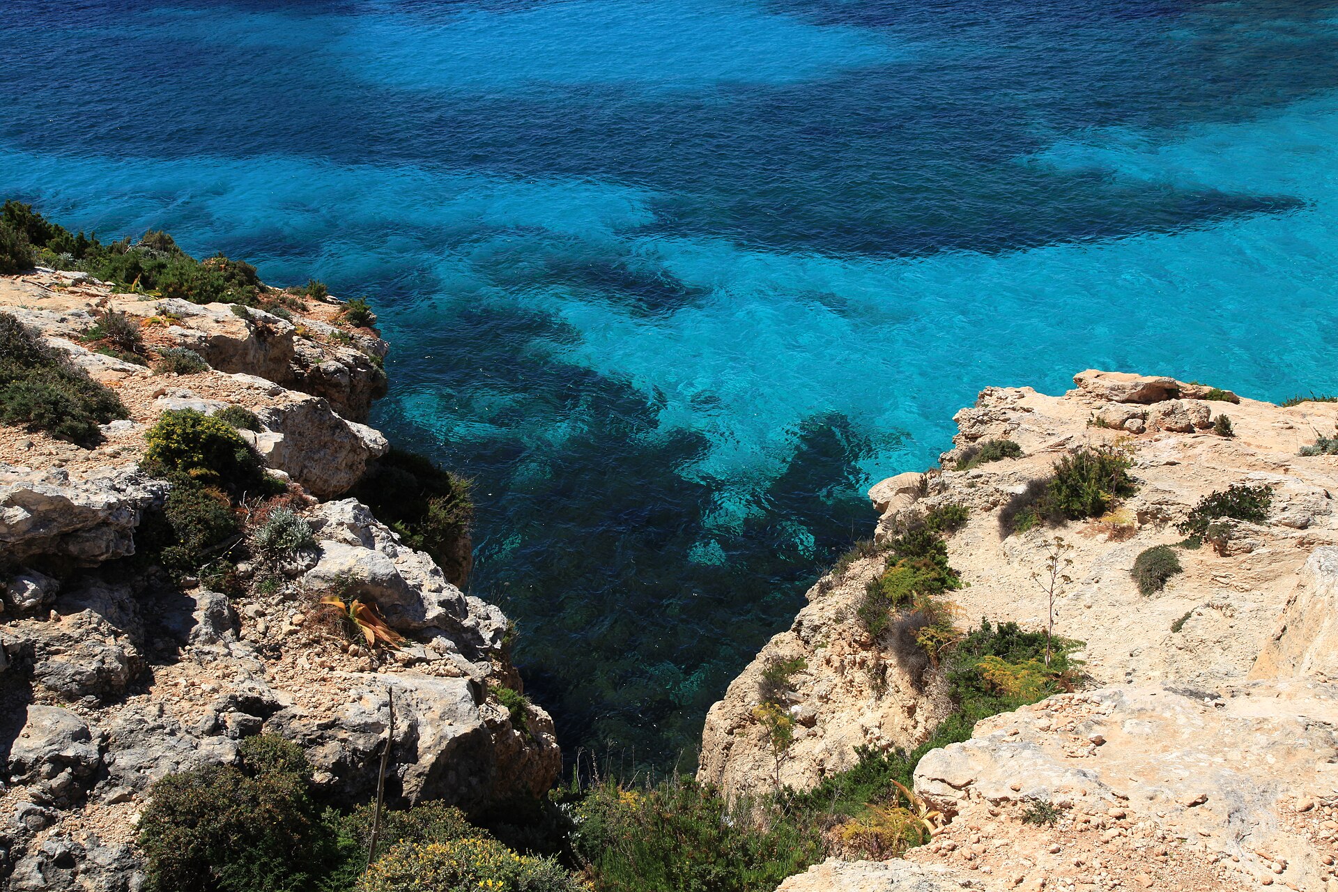 Comino Blue Lagoon & the Hypogeum — photo 3