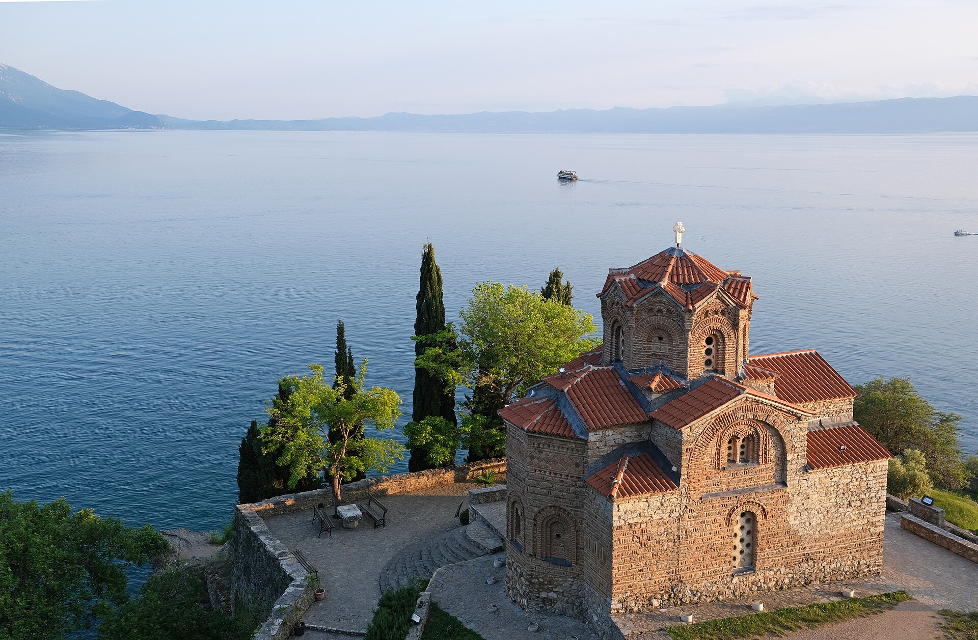Ohrid Old Town & St John Kaneo — photo 3