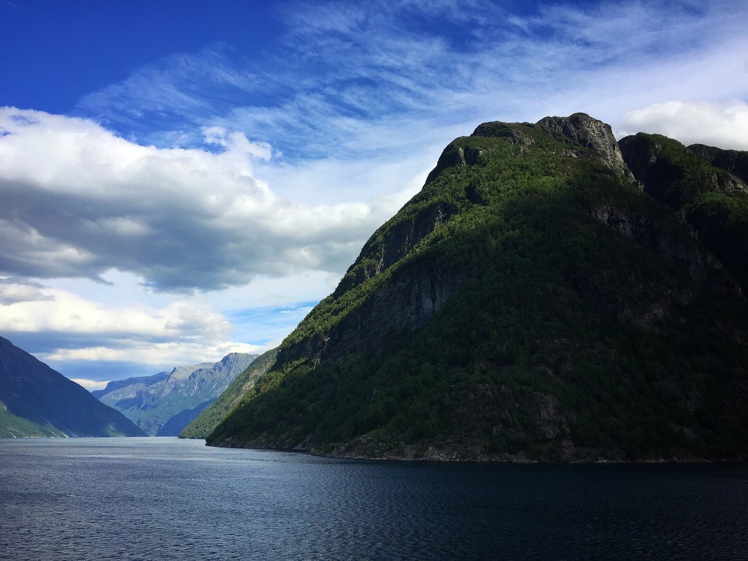 Geirangerfjord Cliffs & Waterfalls — photo 5