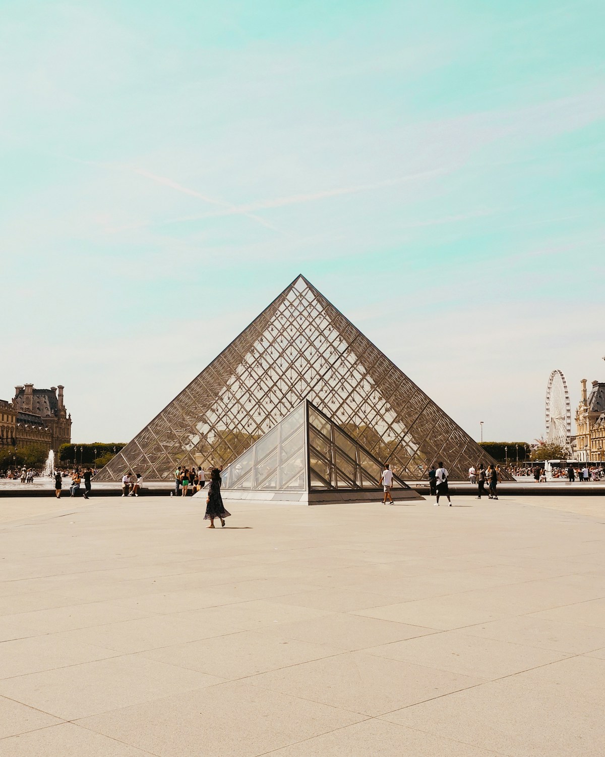 Paris Weekend — Marais, Louvre & Eiffel — photo 2