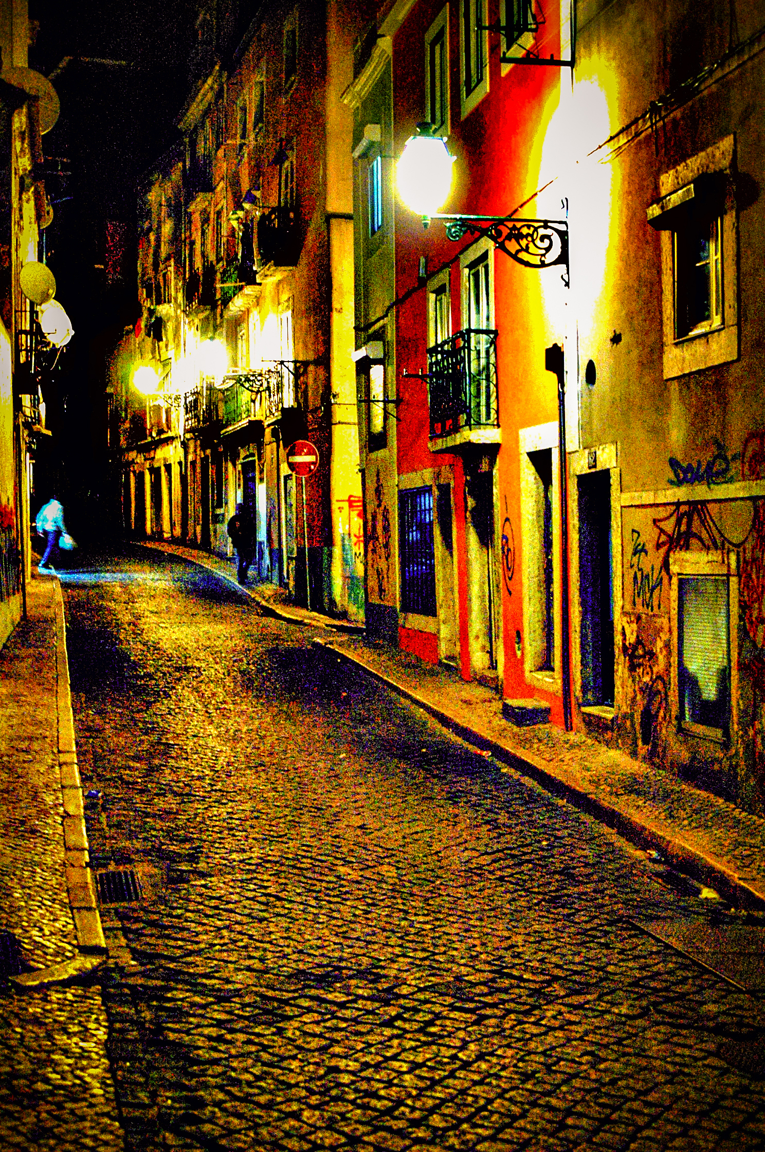 Lisbon: Festas, Fado & All-Night Bairro — photo 2