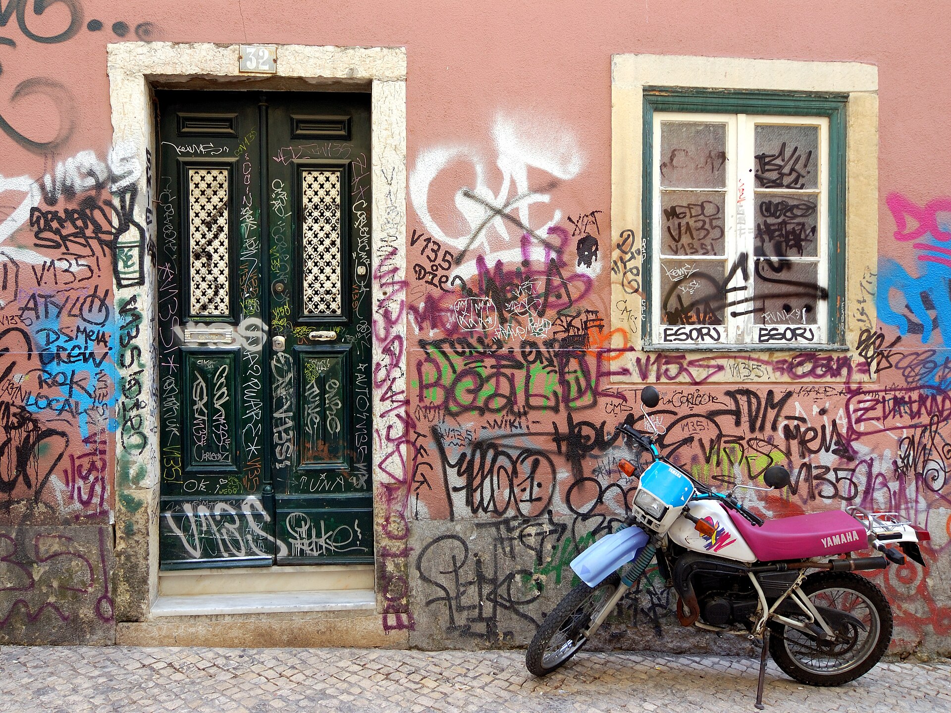 Lisbon: Festas, Fado & All-Night Bairro — photo 5