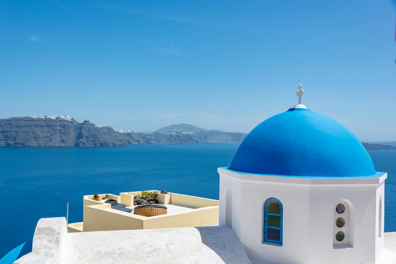 Santorini — Caldera, Blue Domes, Volcano Sail — Oia village
