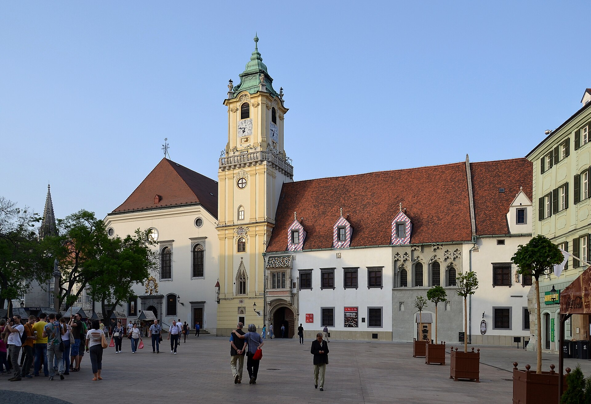 Bratislava Old Town & Wine Local Life — photo 3