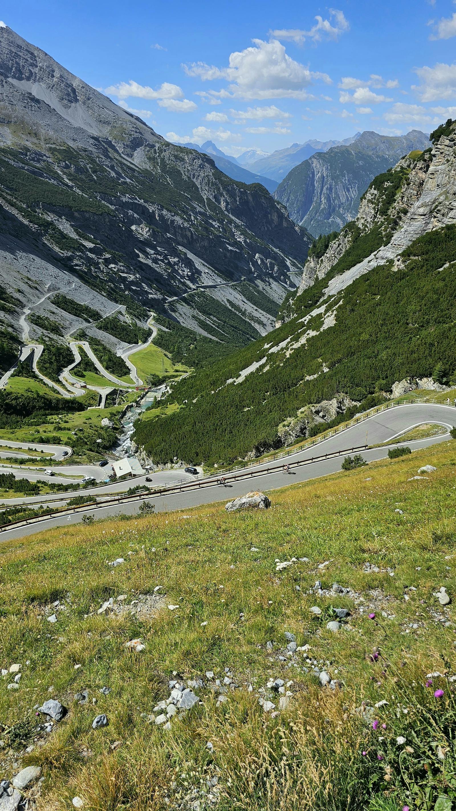 Stelvio Pass — Italy's 48-Hairpin Alpine Climb — photo 2